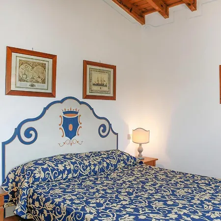 Lovely In Punta Su Turrione